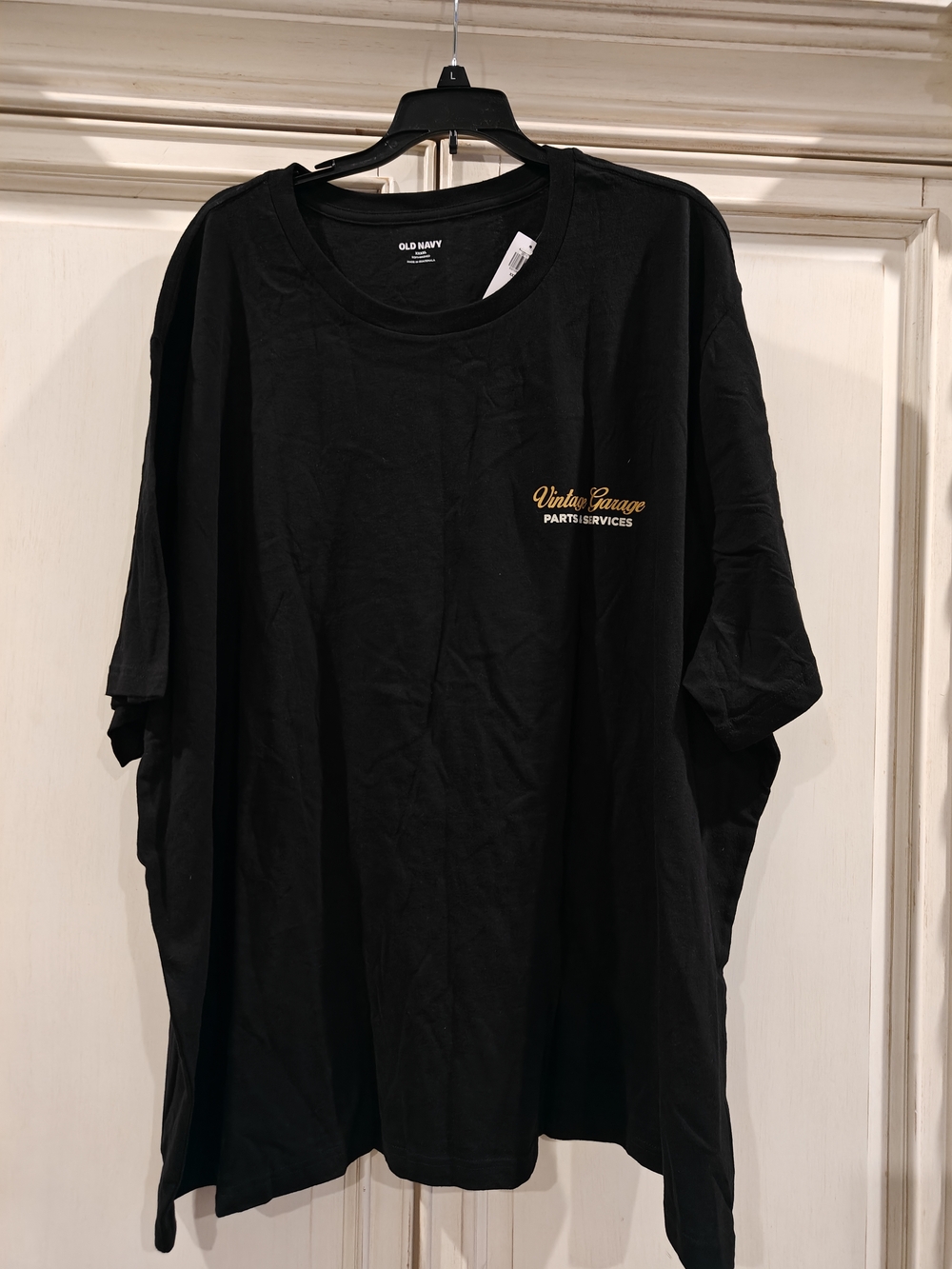 Old Navy Men’s Black Vintage Garage Graphic T-Shirt